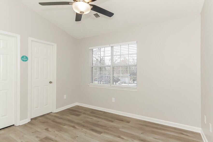Building Photo - 12654 Tucker Crossing Ln