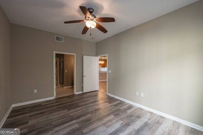 Building Photo - 5300 Peachtree Blvd