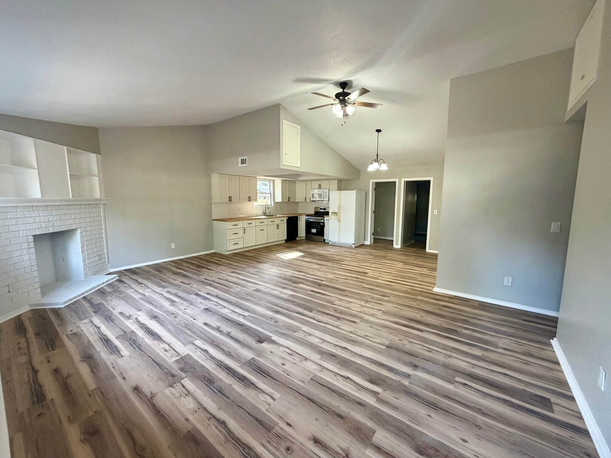 Building Photo - 6309 Rambler Dr