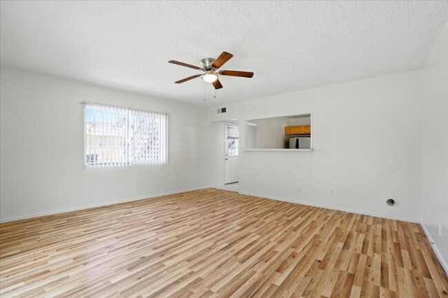 Building Photo - 1467 I St