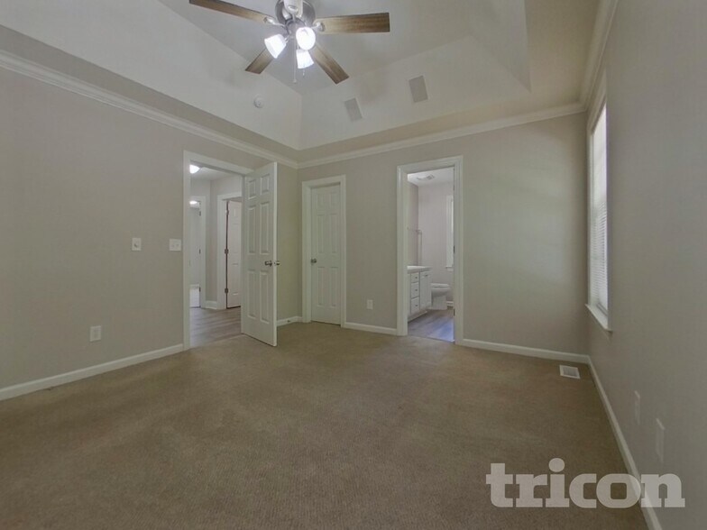Building Photo - 7 Turtle Creek Way