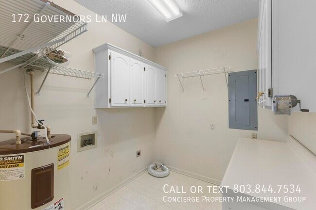 Building Photo - 172 Governors Ln NW