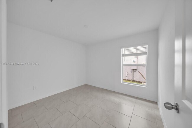 Building Photo - 12089 Monterey Pine Ln