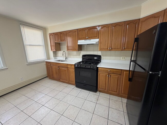 Building Photo - 88 Vroom St