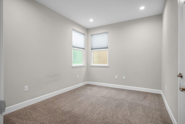 Building Photo - Available now | 3 bedroom + office | 3 full bath | Solar