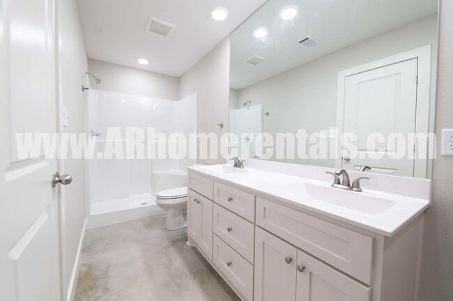 Building Photo - 29 John Ross Dr