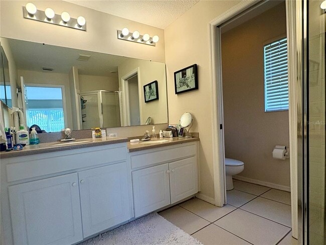 Building Photo - 17744 Esprit Dr