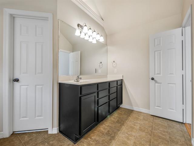 Building Photo - 3722 Prague Mews