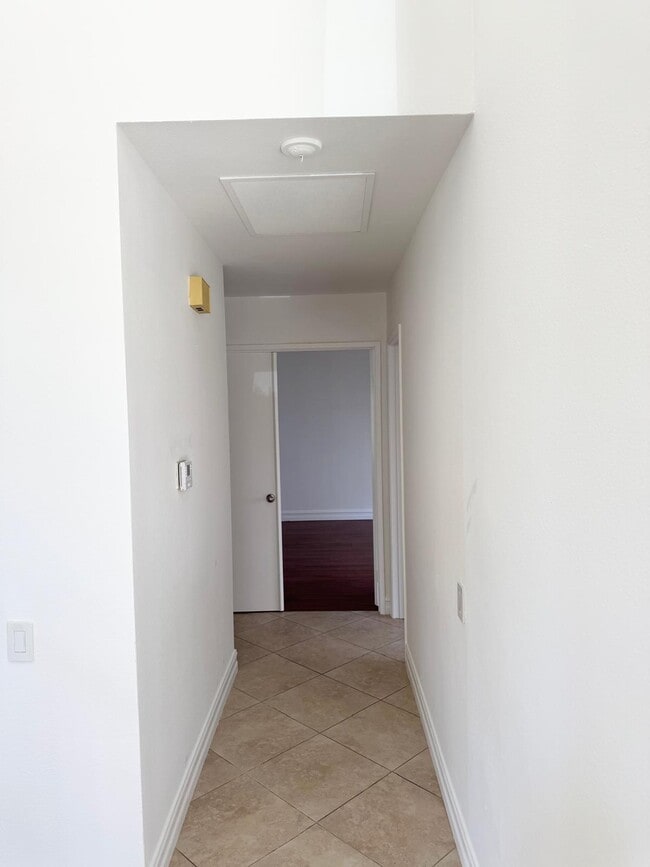 Building Photo - 26631 Guadiana