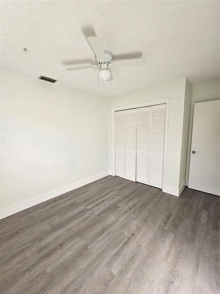 Building Photo - 3951 NW 36th Ave