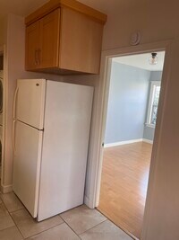 Building Photo - 1345 N Pacific Ave