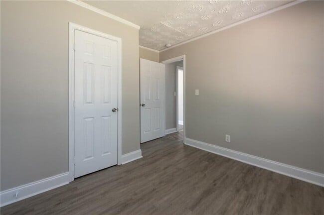 Building Photo - 2153 Burroughs Ave SE