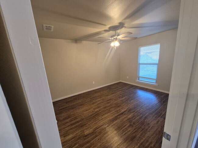 Building Photo - Cypress Duplex Available Now!