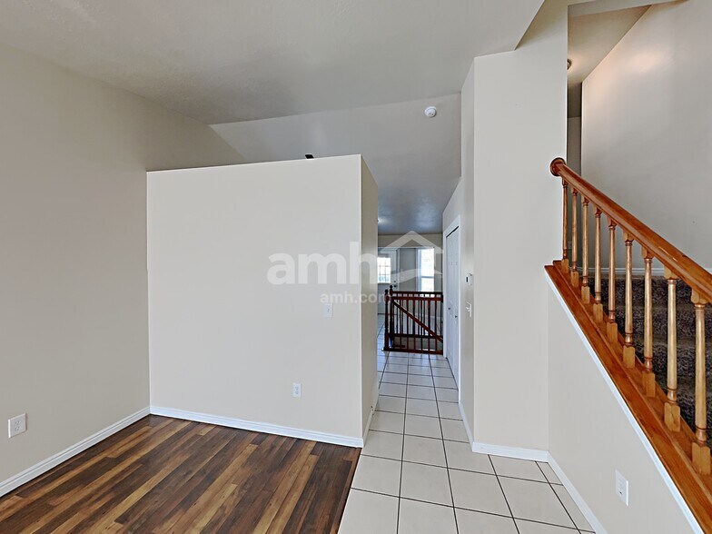 Building Photo - 2056 N 850 W