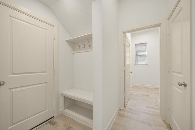 Building Photo - 139 Trillium Pk Lp