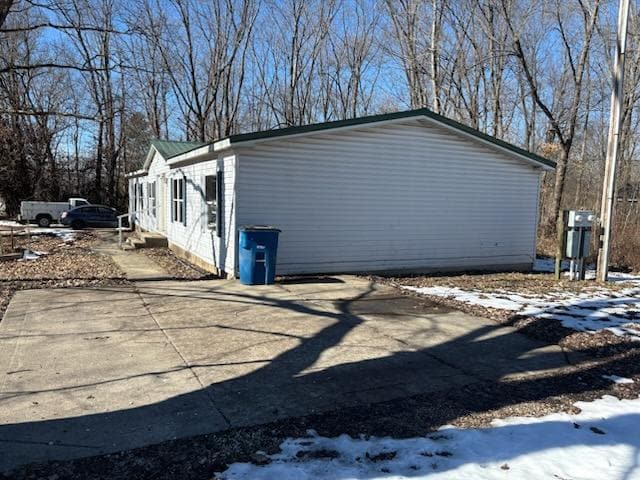 Building Photo - 823 W Oak St