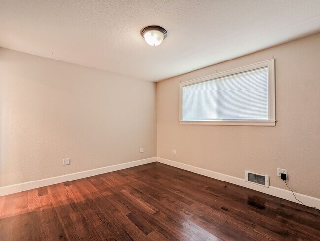 Building Photo - 16426 50th Dr NW
