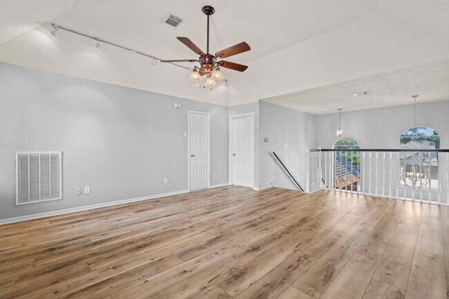 Building Photo - 8518 Malardcrest Dr
