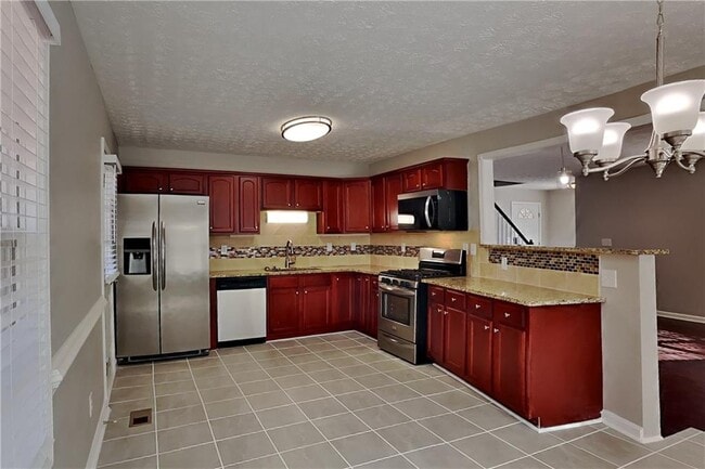 Building Photo - 76 Riverbend Trail