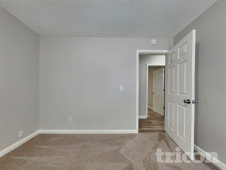 Building Photo - 374 Chesapeake Way