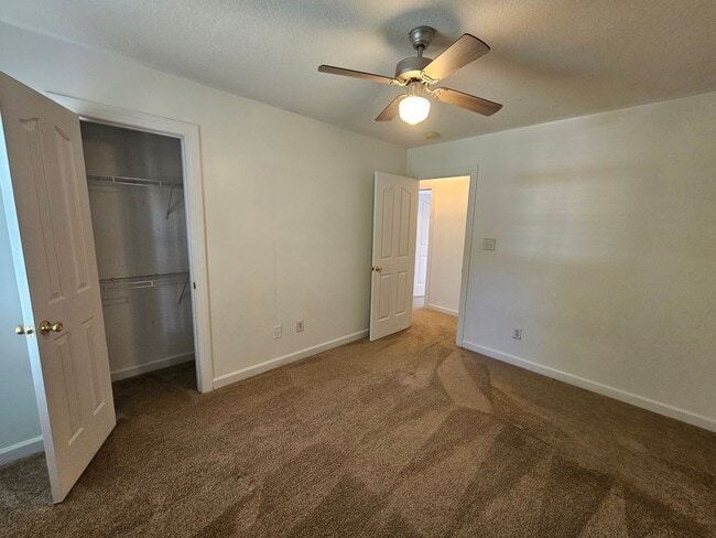 Building Photo - Gorgeous & Spacious 4 Bedroom In Carolina Forest