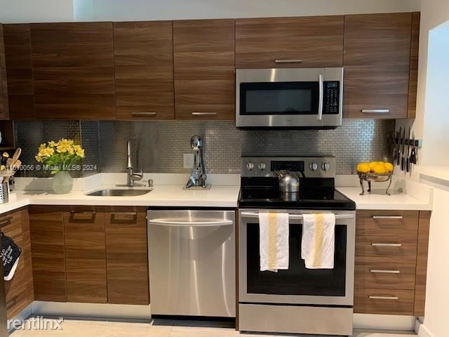 Building Photo - 3 br, 3 bath House - 6811 SW 52nd St