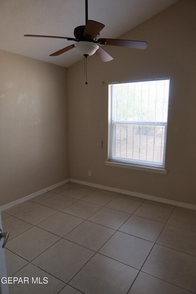 Building Photo - 11517 Cree Ct