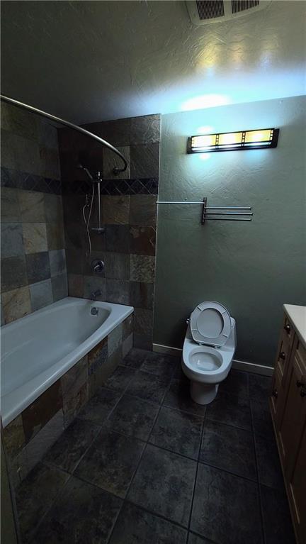 Building Photo - 2450 Wickersham Ln