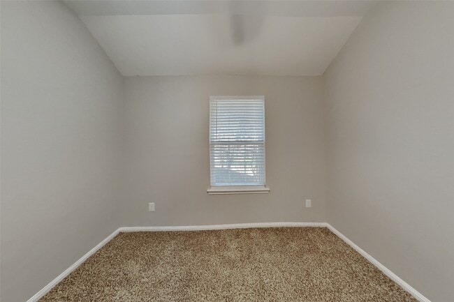 Building Photo - 3511 Rainshore Dr