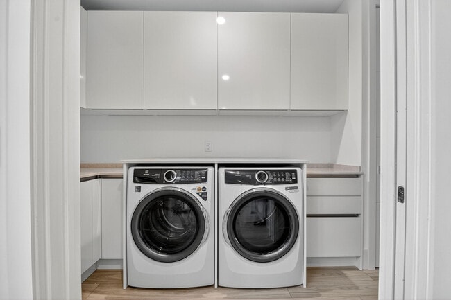 Building Photo - 204 Osceola Park Ln