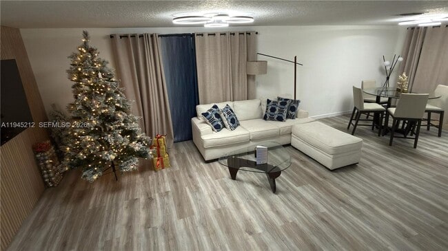 Building Photo - 1001 SW 98th Ave