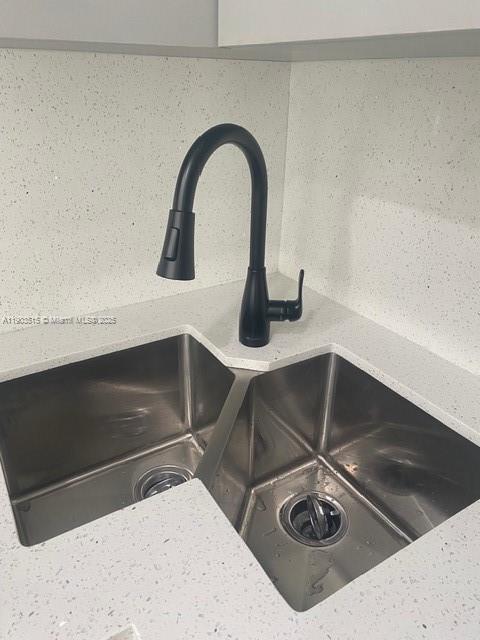 Building Photo - 119 Menores Ave