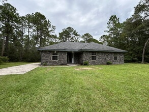 Building Photo - House for Rent