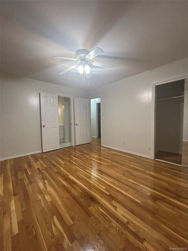 Building Photo - 6 Tanager Rd