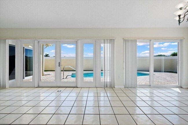 Building Photo - 180 Ridge Rd