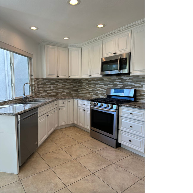 Building Photo - 122 Lakeridge Ln