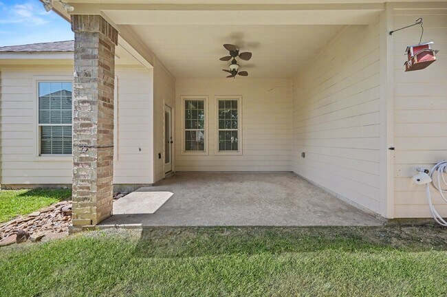 Building Photo - 13314 Enchanted Way