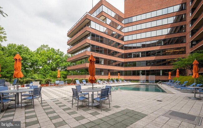Building Photo - 2555 Pennsylvania Avenue NW