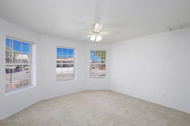 Building Photo - 3181 Chanute Dr