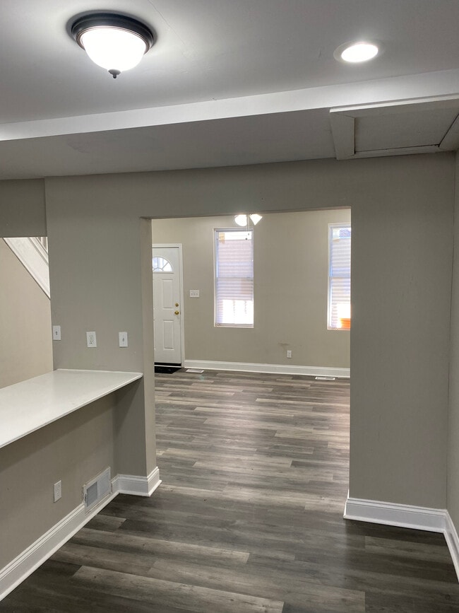 Building Photo - 3408 Elmora Ave