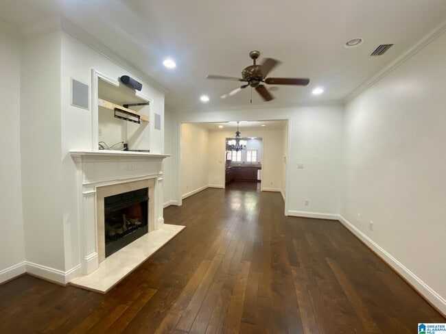Building Photo - 3833 Kinross Pl