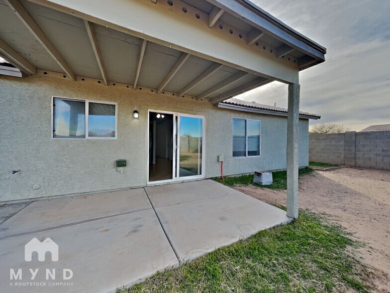 Building Photo - 14672 S Redondo Rd