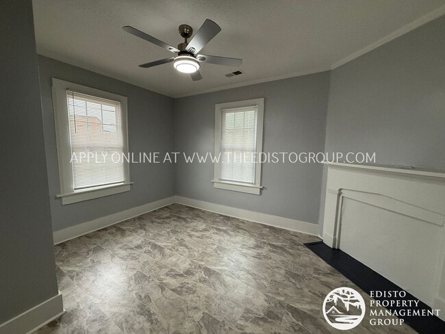 Building Photo - Affordable & Spacious 2-Bedroom in Convenient Orangeburg Location