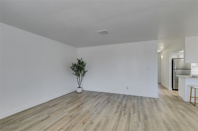 Building Photo - 6932 Kilgore Dr