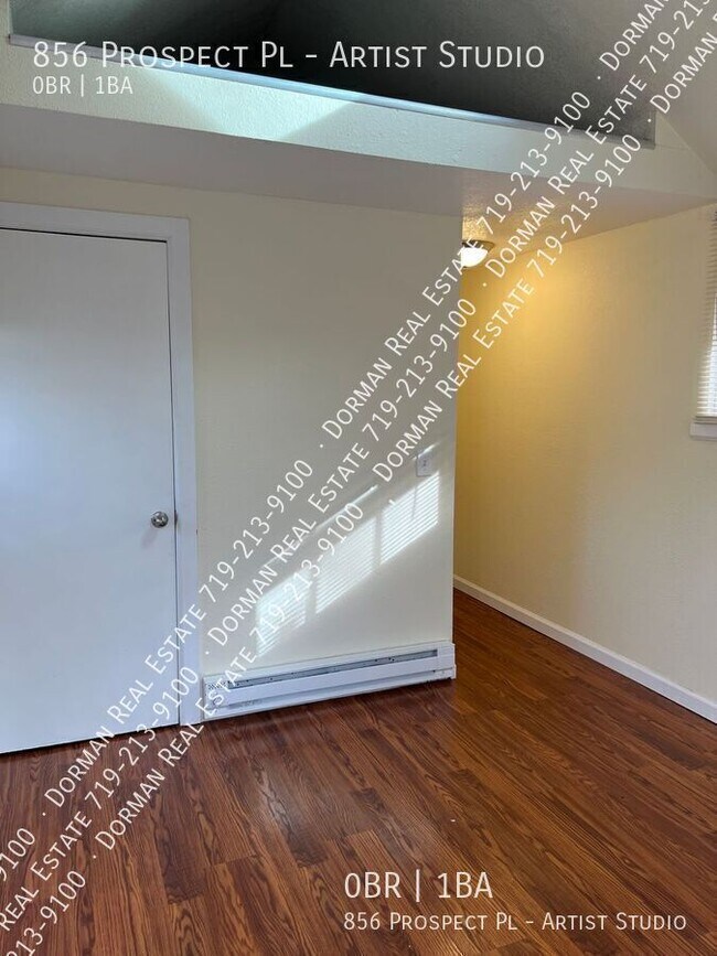 Building Photo - 856 Prospect Pl