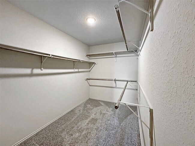 Building Photo - 20119 Louetta Ash Dr