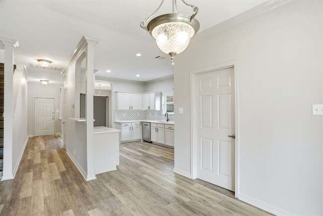 Building Photo - Not your Standard Rental - Beautiful home! Coming Soon!