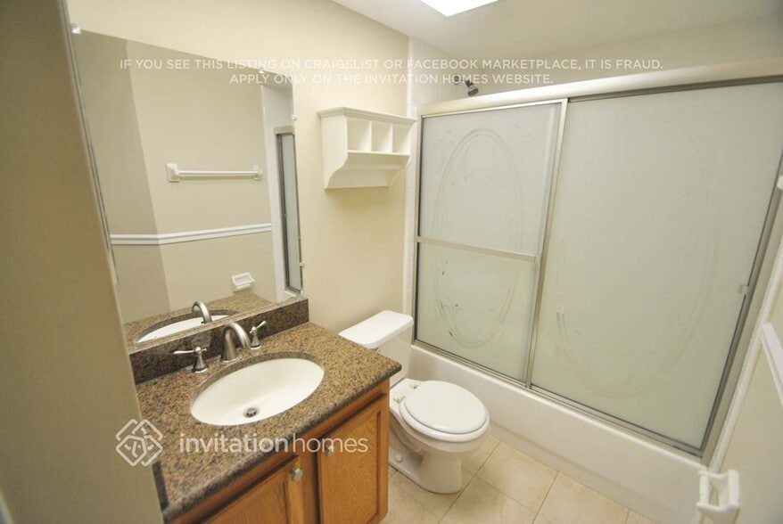 Building Photo - 9566 Southbrook Dr