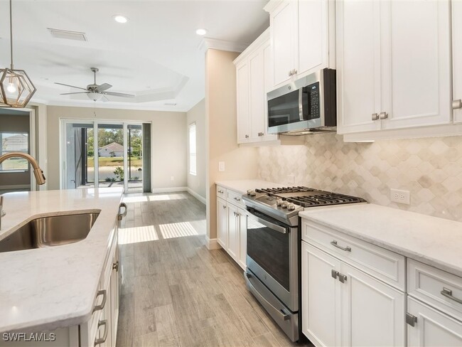 Building Photo - 2306 Marquesa Cir