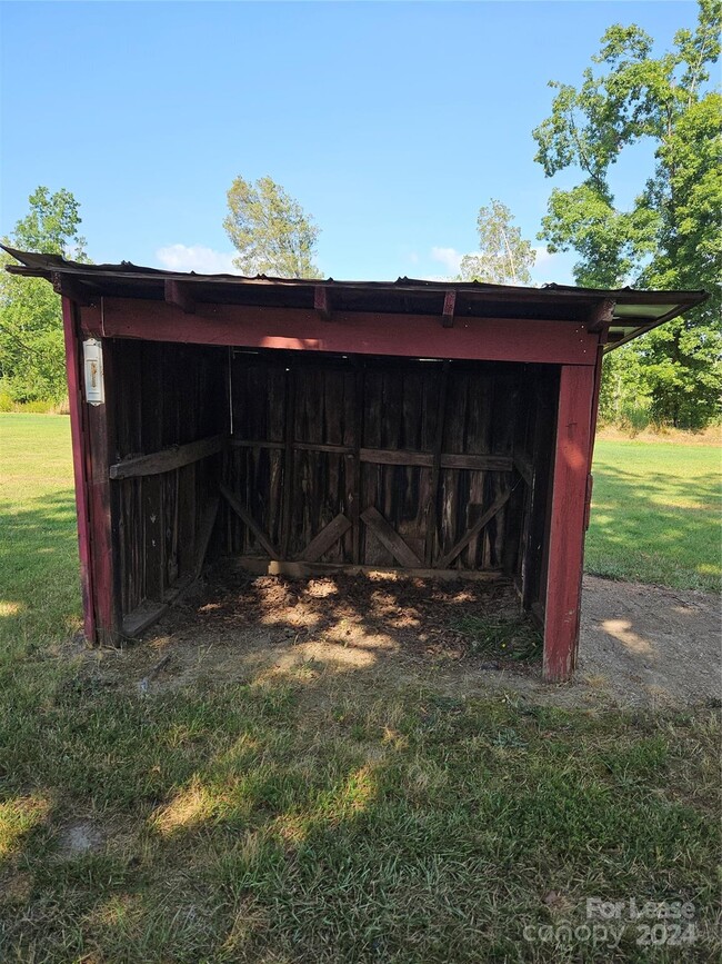 Building Photo - 17730 Old Beatty Ford Rd